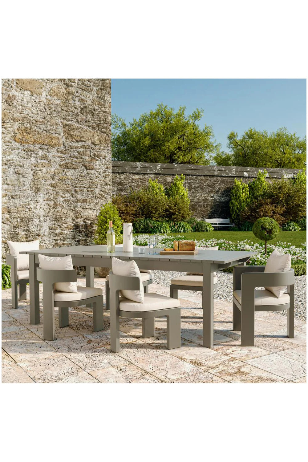 Chaise d'extérieur taupe avec accoudoirs | Andrew Martin Caicos