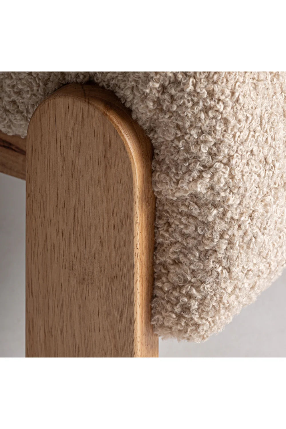 Fauteuil Lounge beige capitonné | Vical Home Neyprat